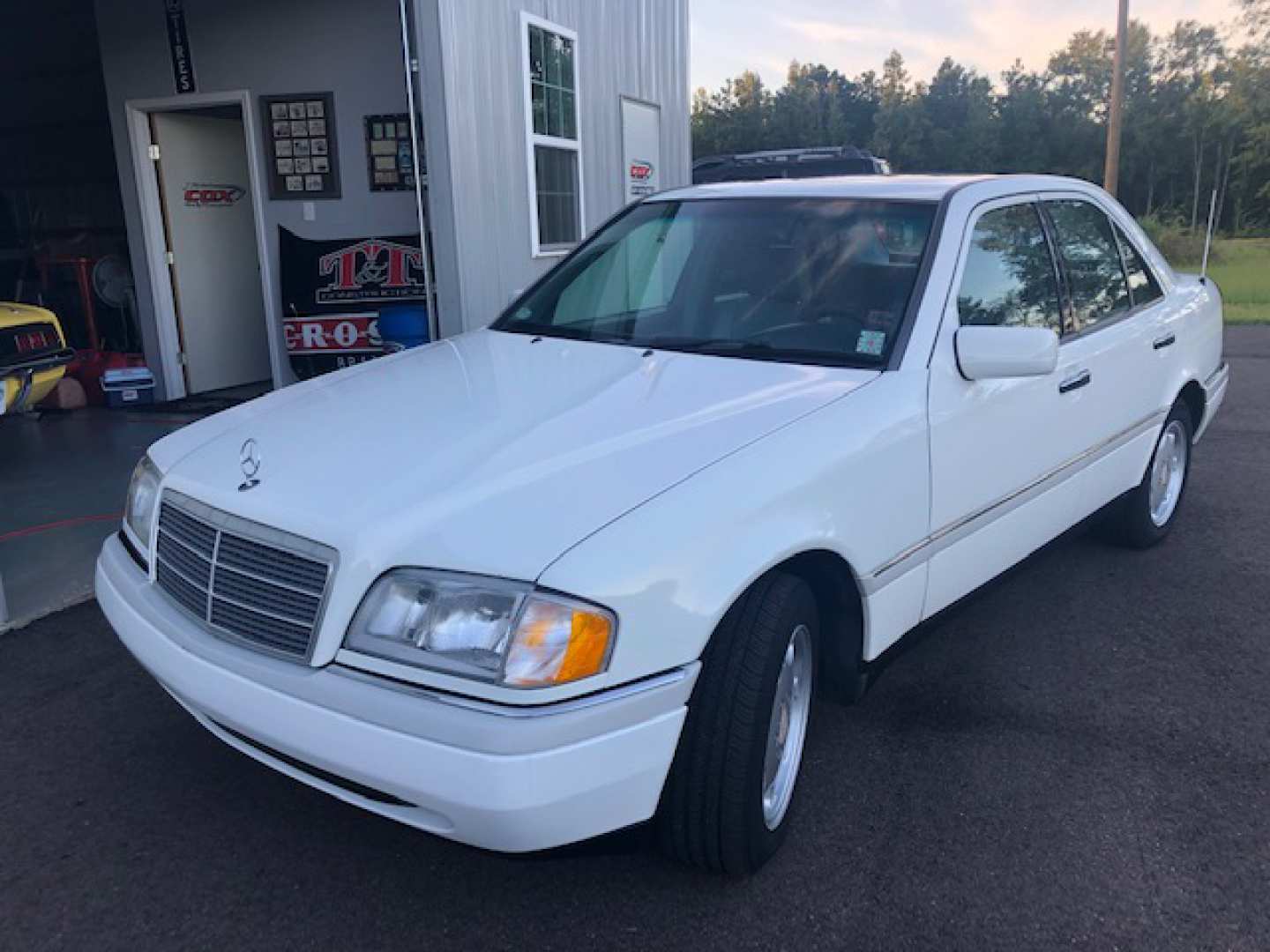 0th Image of a 1996 MERCEDES-BENZ C-CLASS C280