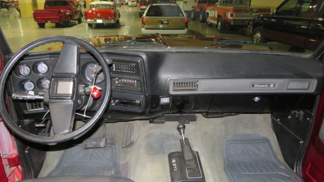 4th Image of a 1988 CHEVROLET BLAZER V10