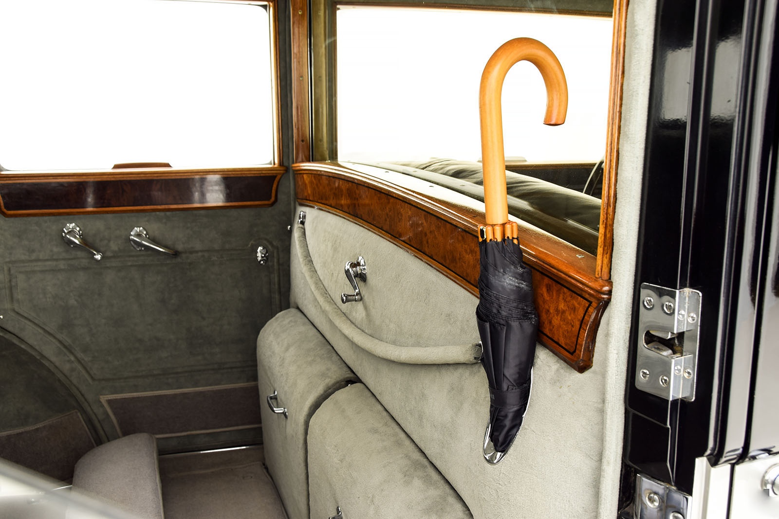 9th Image of a 1930 CADILLAC V16 LIMOUSINE