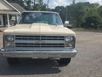 Image 5 of 11 of a 1986 CHEVROLET C10