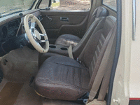 Image 9 of 11 of a 1986 CHEVROLET C10
