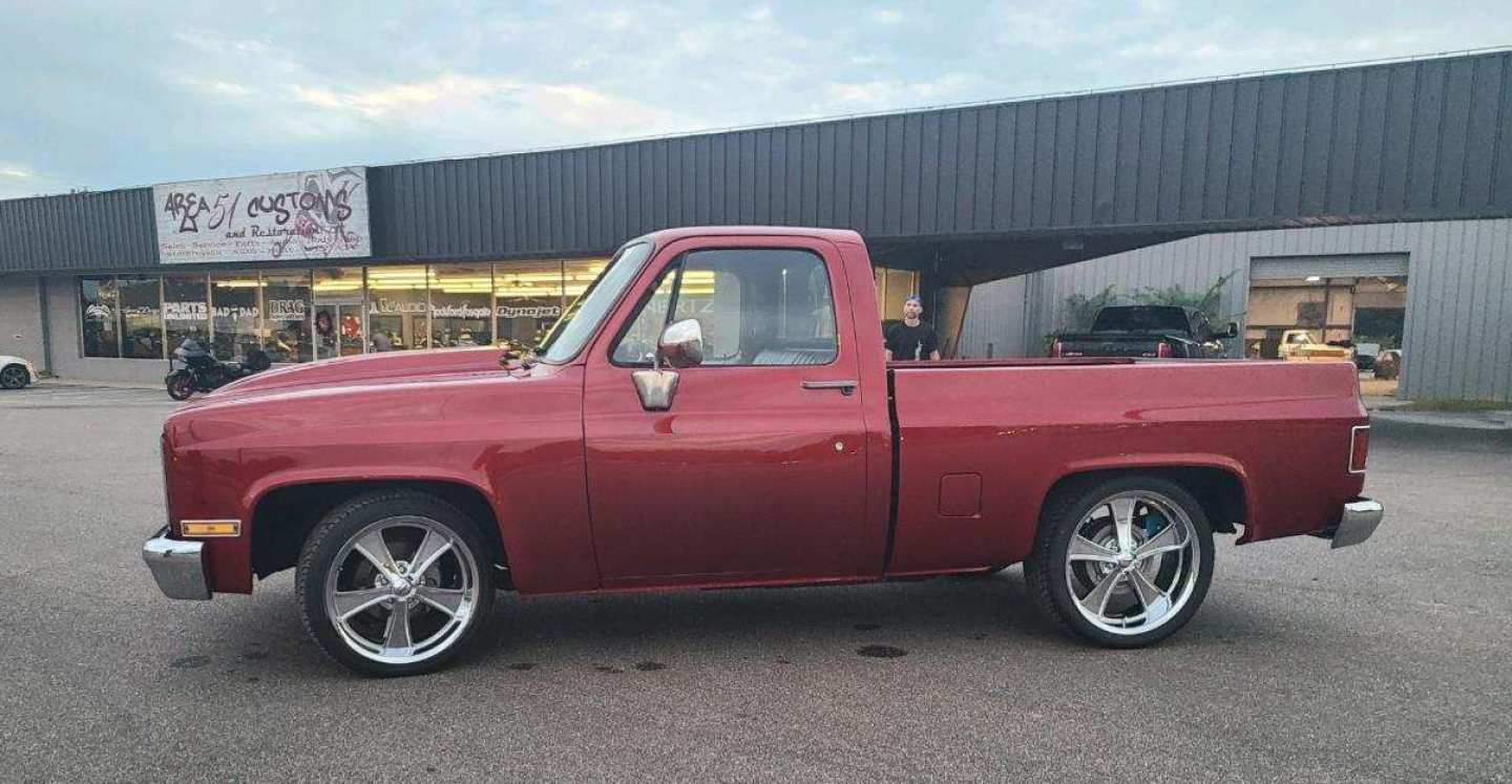 6th Image of a 1985 CHEVROLET C10