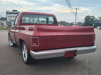 Image 5 of 10 of a 1985 CHEVROLET C10
