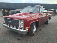 Image 6 of 10 of a 1985 CHEVROLET C10