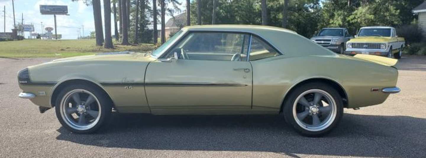 3rd Image of a 1968 CHEVROLET CAMARO