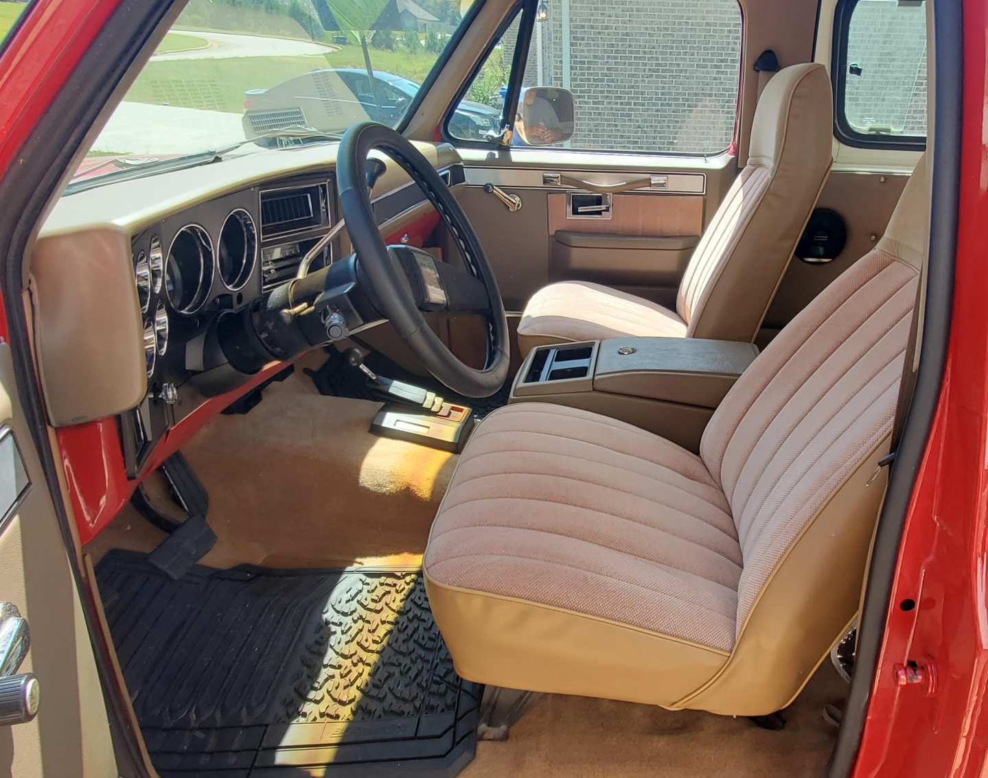 4th Image of a 1984 GMC JIMMY K1500