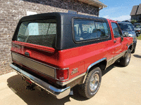 Image 4 of 7 of a 1984 GMC JIMMY K1500