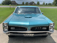 Image 3 of 3 of a 1967 PONTIAC GTO