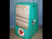 Image 1 of 1 of a N/A TEXACO OIL DISPLAY SERVICE CABINET