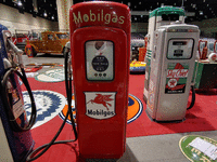 Image 1 of 1 of a N/A MOBIL GAS PUMP N/A