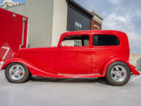 Image 2 of 7 of a 1933 FORD BUSINESS COUPE