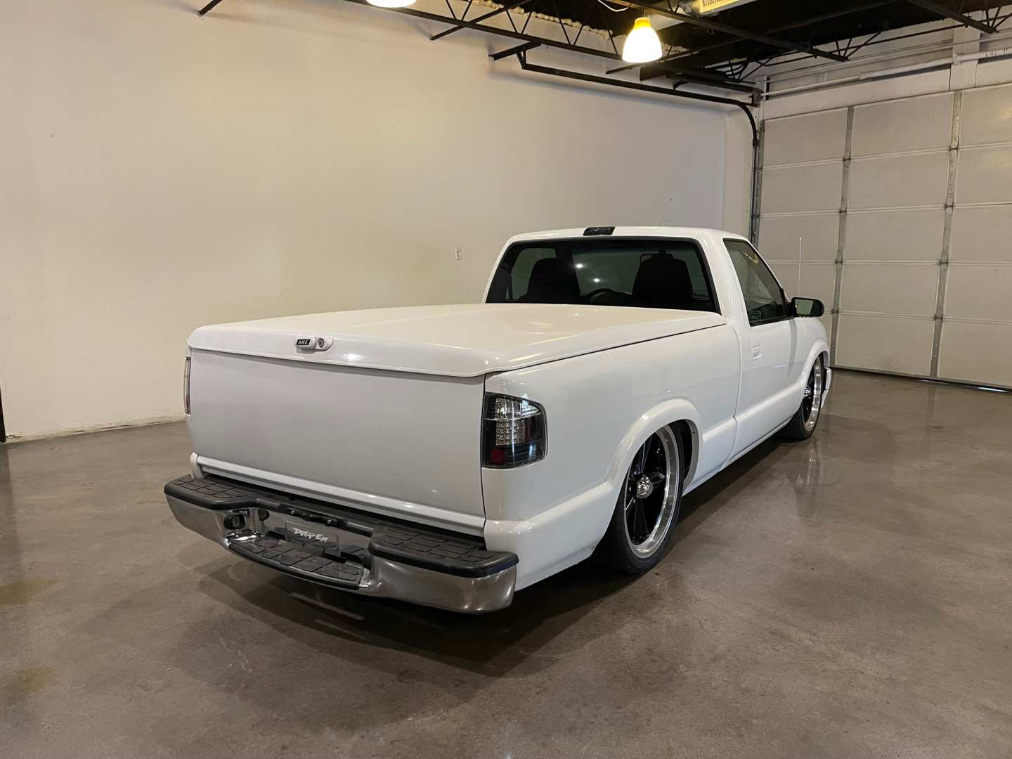 4th Image of a 2000 CHEVROLET S10