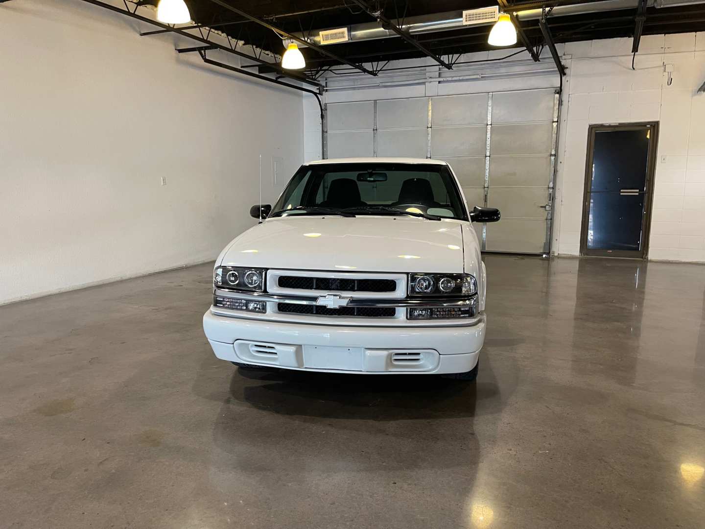 7th Image of a 2000 CHEVROLET S10