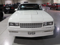 Image 4 of 17 of a 1987 CHEVROLET EL CAMINO SS