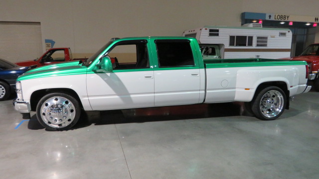 2nd Image of a 1999 CHEVROLET C3500