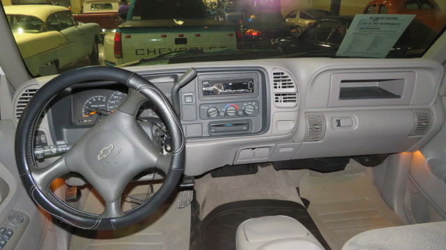 5th Image of a 1999 CHEVROLET C3500