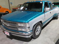 Image 2 of 14 of a 1994 CHEVROLET C3500