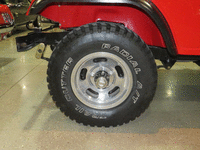 Image 11 of 11 of a 1976 JEEP RED