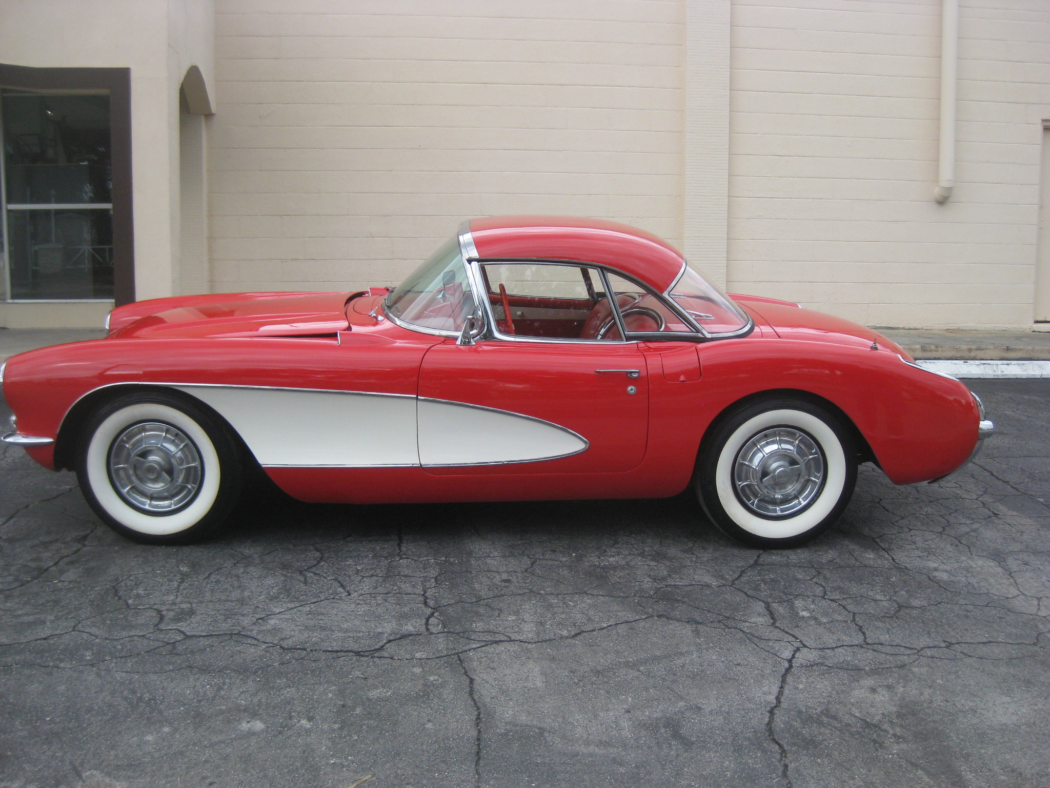 1st Image of a 1956 CHEVROLET CORVETTE