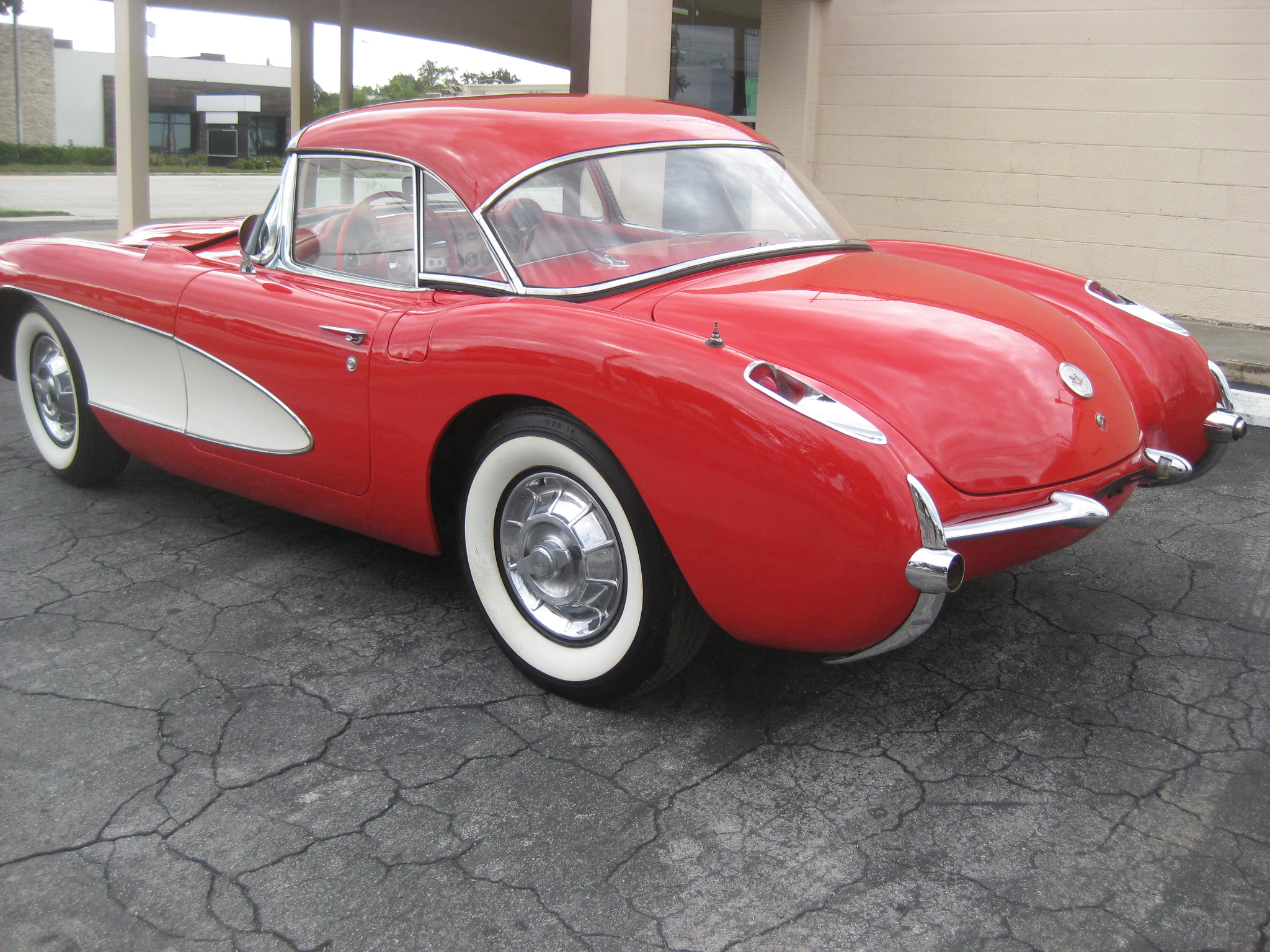 2nd Image of a 1956 CHEVROLET CORVETTE