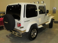Image 15 of 18 of a 1988 JEEP WRANGLER YJ SPORT