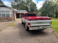 Image 4 of 9 of a 1983 GMC C1500