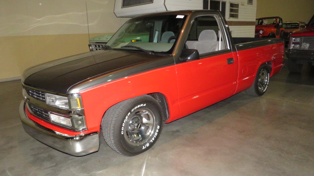3rd Image of a 1996 CHEVROLET C1500