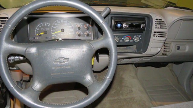 6th Image of a 1996 CHEVROLET C1500