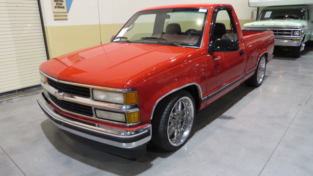 1st Image of a 1995 CHEVROLET SILVERADO