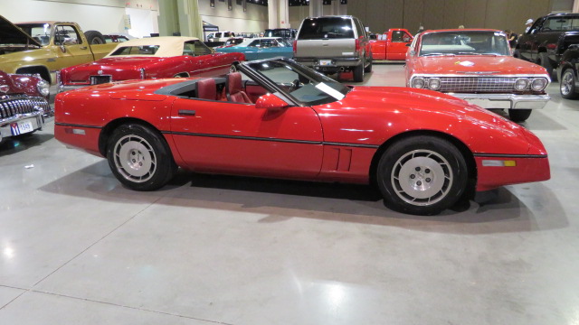 2nd Image of a 1986 CHEVROLET CORVETTE