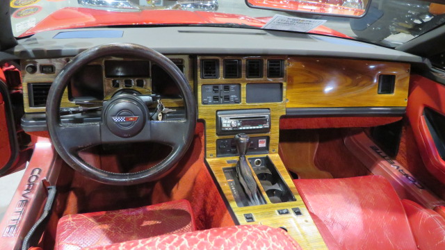 6th Image of a 1986 CHEVROLET CORVETTE