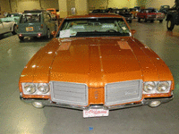 Image 4 of 16 of a 1971 OLDSMOBILE CUTLASS