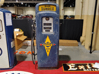 Image 1 of 1 of a N/A BLUE SUNCO GAS PUMP