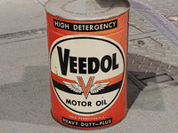 Image 1 of 1 of a N/A VEEDOL OIL CAN
