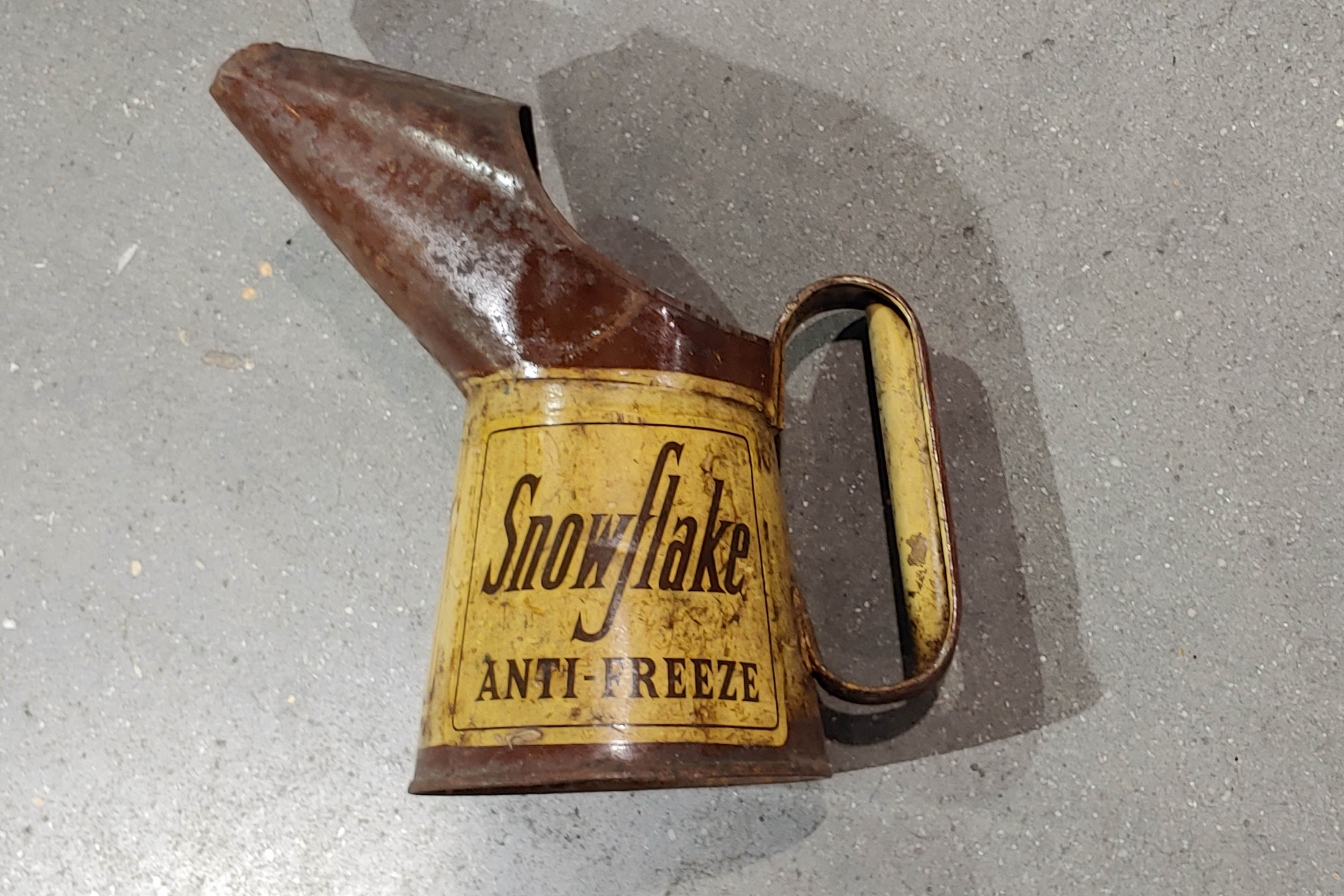 0th Image of a N/A SNOFLAKE ANTIFREEZE CAN