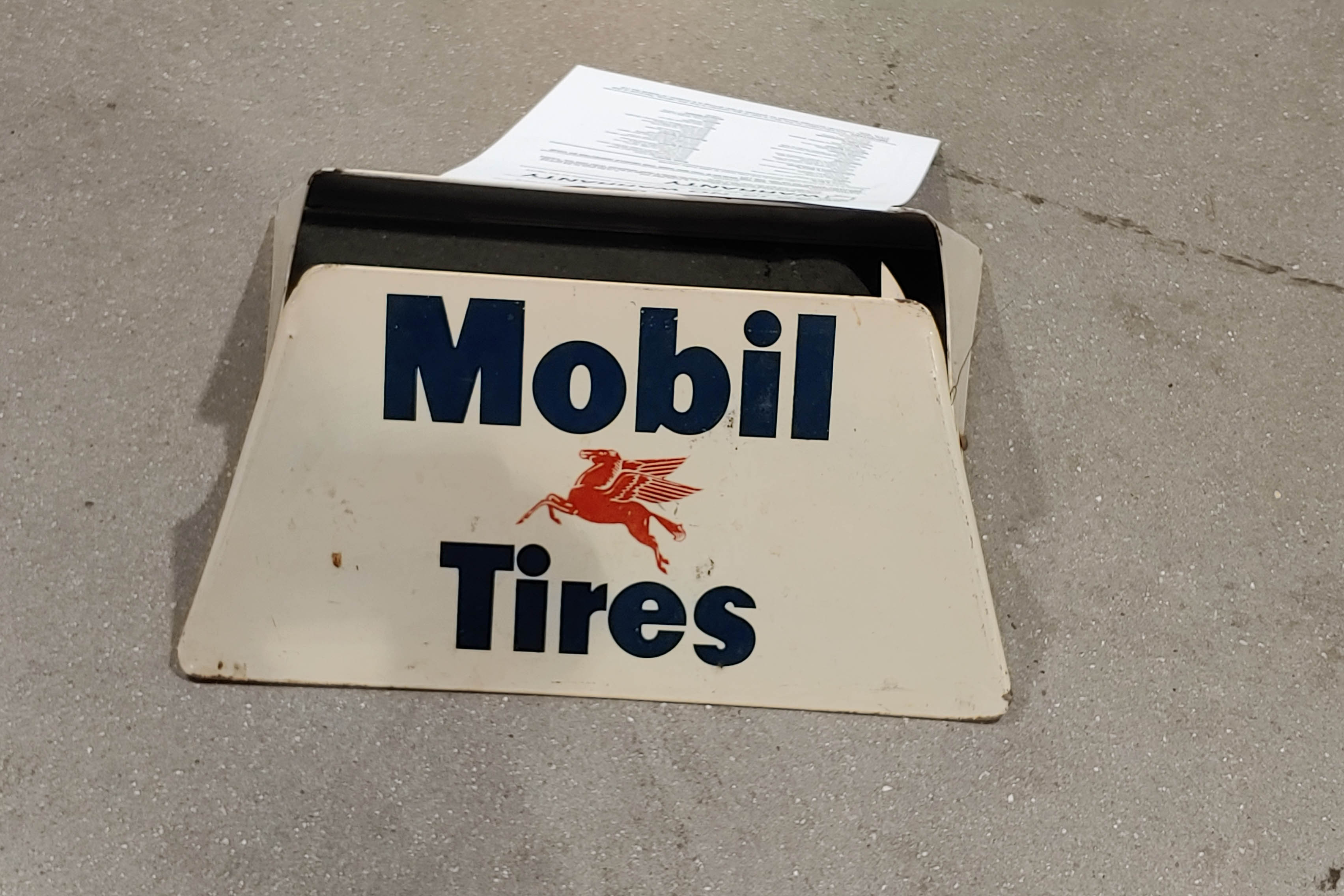 0th Image of a N/A MOBIL TIRE DISPLAY STAND