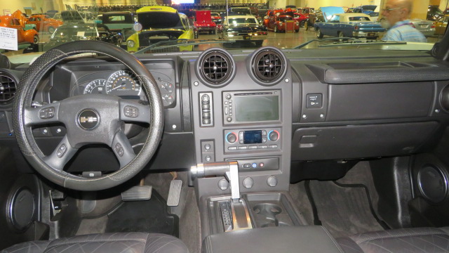 3rd Image of a 2006 HUMMER H2 3/4 TON