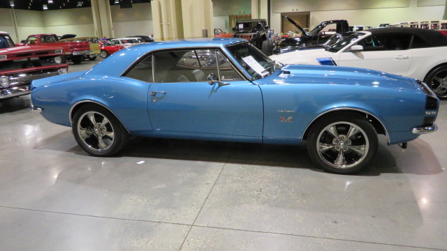 3rd Image of a 1967 CHEVROLET CAMARO SS TRIBUTE