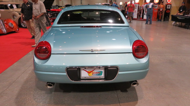 11th Image of a 2002 FORD THUNDERBIRD