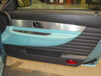 Image 10 of 13 of a 2002 FORD THUNDERBIRD