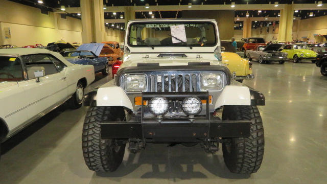 2nd Image of a 1989 JEEP WRANGLER S