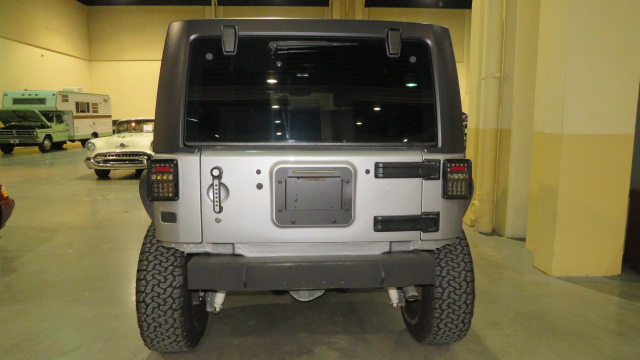 4th Image of a 2016 JEEP WRANGLER UNLIMITED RIGHT HAND DRIVE SPORT