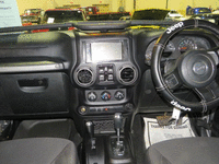 Image 6 of 15 of a 2016 JEEP WRANGLER UNLIMITED RIGHT HAND DRIVE SPORT