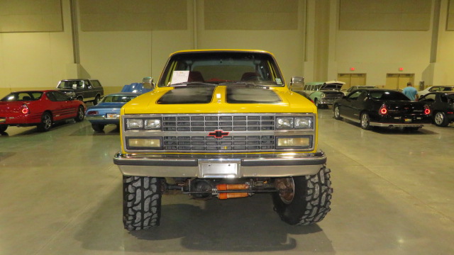 3rd Image of a 1990 CHEVROLET BLAZER V1500