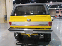 Image 5 of 14 of a 1990 CHEVROLET BLAZER V1500