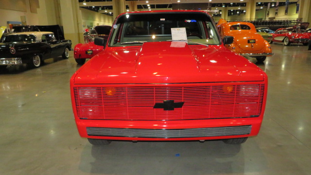 3rd Image of a 1982 CHEVROLET C10