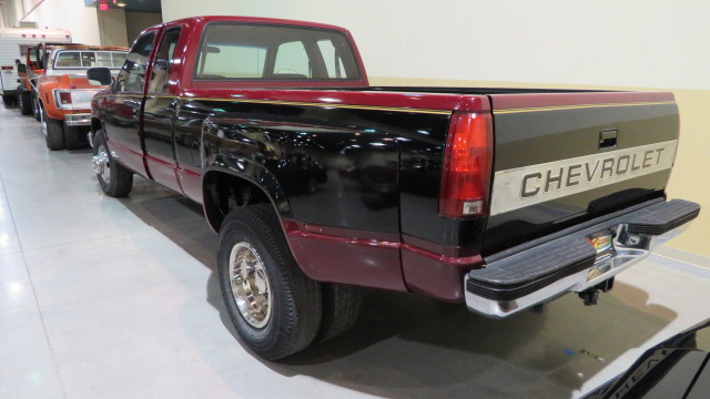 1st Image of a 1989 CHEVROLET C3500