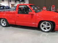 Image 4 of 15 of a 1993 GMC SIERRA C1500