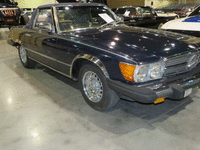 Image 2 of 14 of a 1985 MERCEDES-BENZ 380 380SL