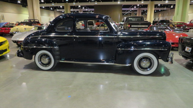 2nd Image of a 1947 FORD SUPER DELUXE